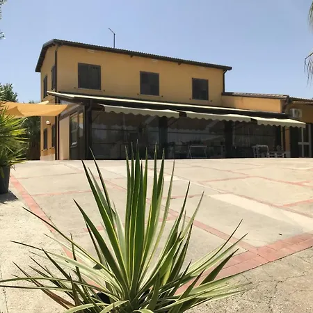 Giardino - Poggio Del Casale - Affittacamere - Landlords *
