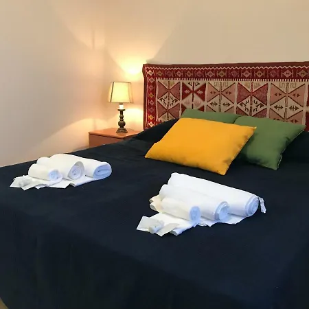 Apartment Giardino - Poggio Del Casale - Affittacamere - Landlords